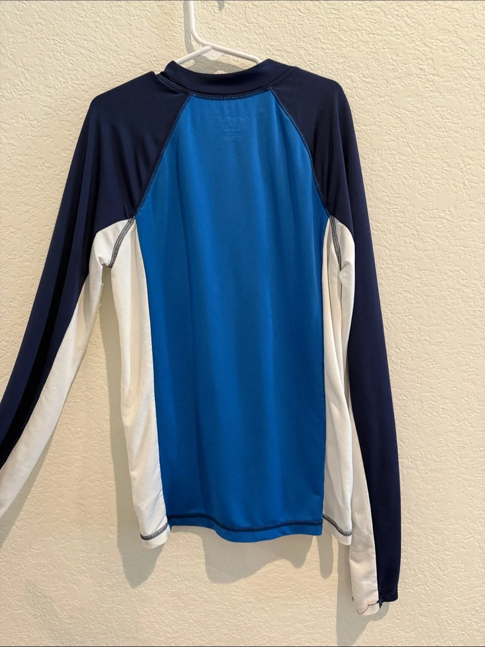 Cat & Jack Navy, Royal Blue & White Long-Sleeve Rash Guard